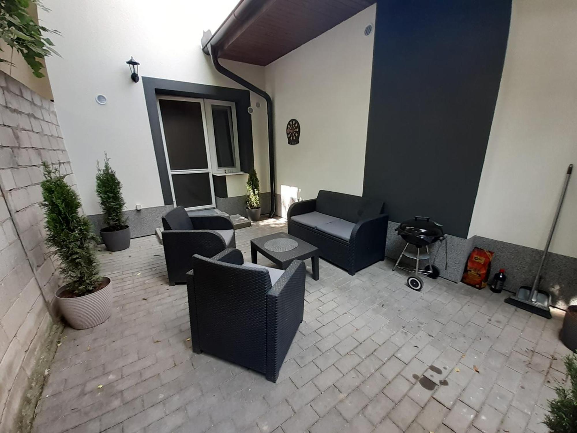 Apartman S Privatni Virivkou Bzenec Exteriör bild